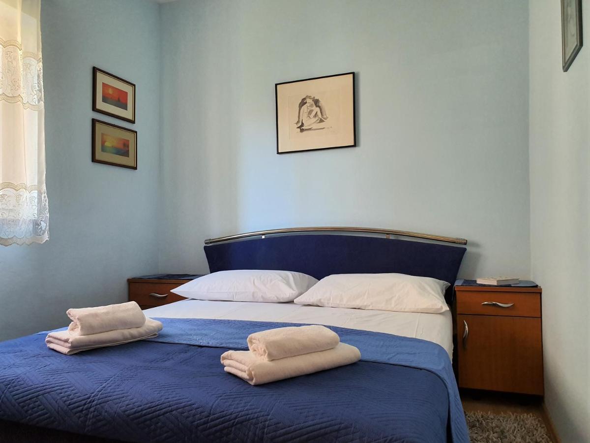 Coral Apartment *